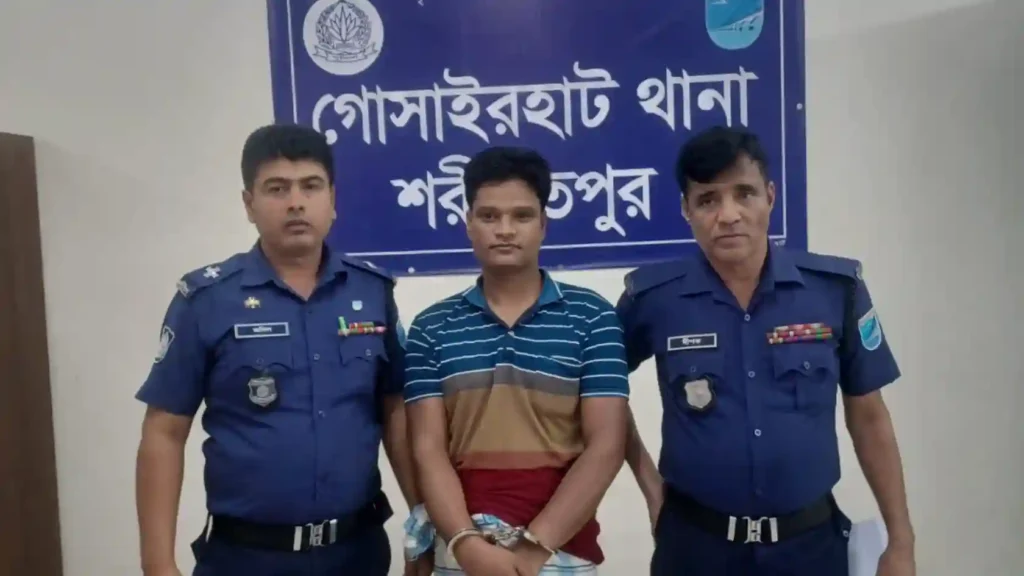 গোসাইরহাটে হত্যা-চাঁদাবাজি ও বিস্ফোরক মামলার আসামি গ্রেপ্তার
