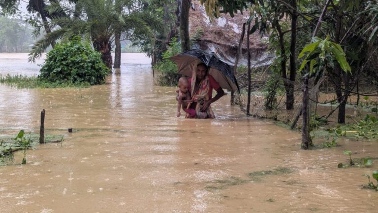বন্যাদুর্গত পাঁচ জেলায় তিন মাসের জন্য ক্ষুদ্র ঋণের কিস্তি আদায় স্থগিত