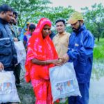 হাতিয়ায় পানিবন্দী মানুষের পাশে উপজেলা ছাত্রদল