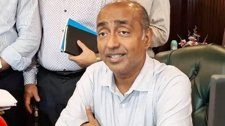 সেপ্টেম্বরের সংসদ অধিবেশনেই নতুন রাষ্ট্রপতি নির্বাচনের ইঙ্গিত আইনমন্ত্রীর