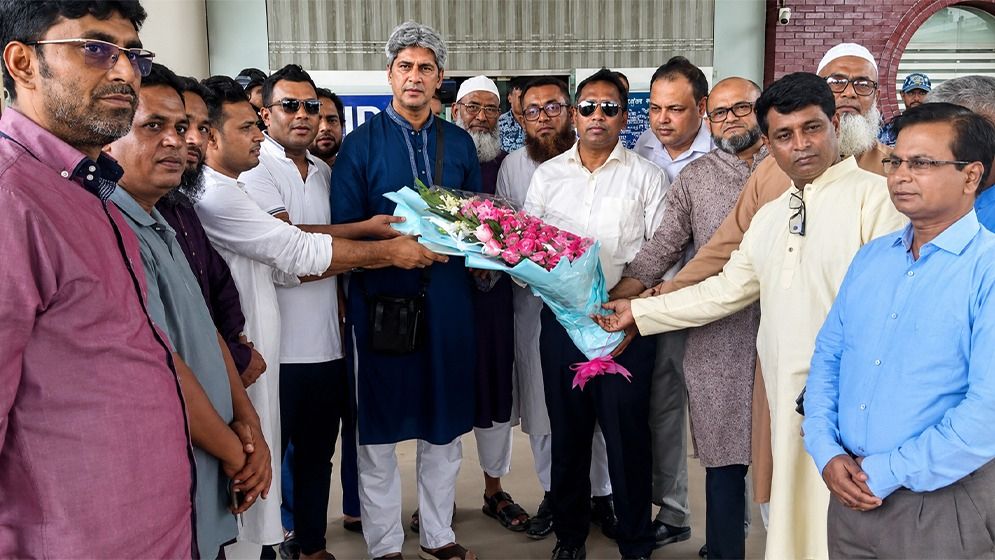যুক্তরাষ্ট্র সফর শেষে দেশে ফিরেছেন পরিকল্পনা প্রতিমন্ত্রী জোনায়েদ সাকি