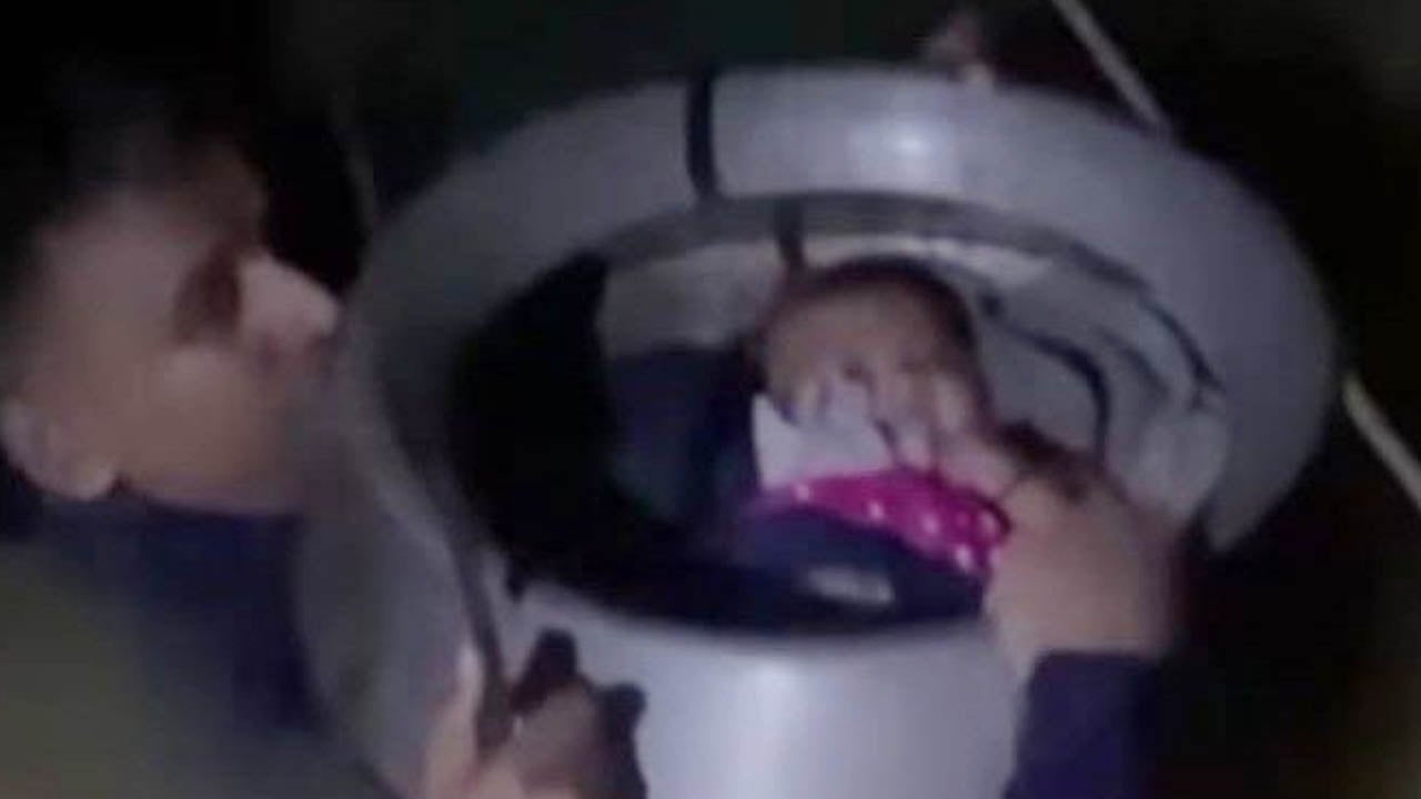 বাঁশখালীতে পাতিল ভাসিয়ে আট মাসের শিশুকে উদ্ধার করল ফায়ার সার্ভিস