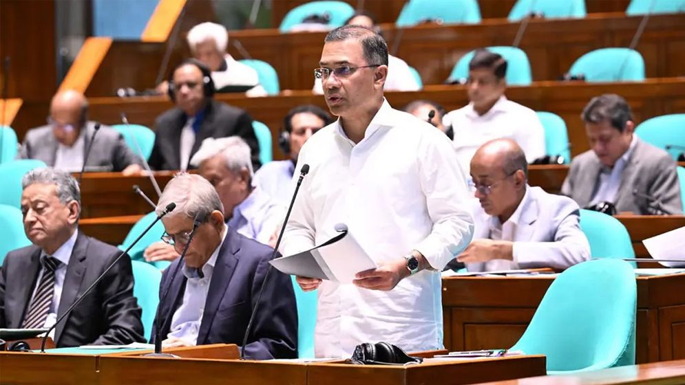 নাগরিক সেবায় আসছে ইউনিভার্সাল কার্ড, ২০৩৪ সালের মধ্যে ট্রিলিয়ন ডলার অর্থনীতির লক্ষ্য প্রধানমন্ত্রীর