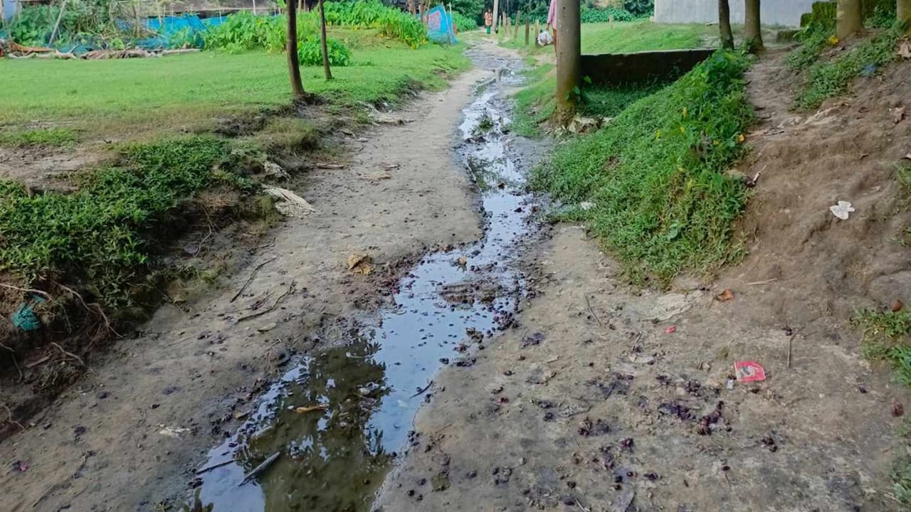 কাগজে শেষ প্রকল্প, সড়ক রইল আগের মতোই