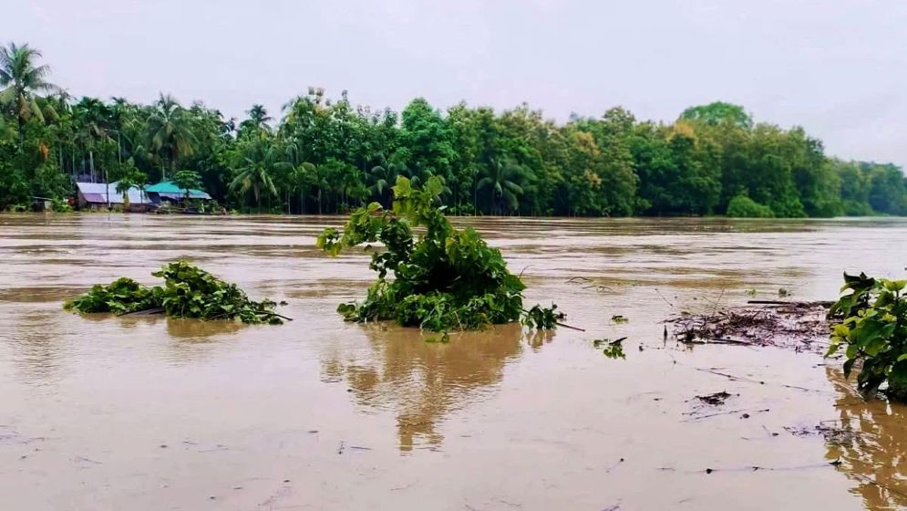 উত্তরের পাঁচ জেলায় স্বল্পমেয়াদি বন্যার শঙ্কা কুশিয়ারা অববাহিকায় নদ-নদীর পানি বৃদ্ধি অব্যাহত