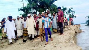 গঙ্গাচড়ায় তিস্তার ভাঙন কবলিত এলাকা পরিদর্শন করলেন সংসদ সদস্য রায়হান সিরাজী