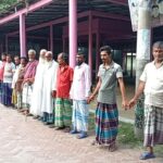 ইয়াবাসহ গ্রেপ্তার গ্রাম পুলিশ দুলালের বহিষ্কার ও বিচারের দাবিতে ভাঙ্গায় মানববন্ধন