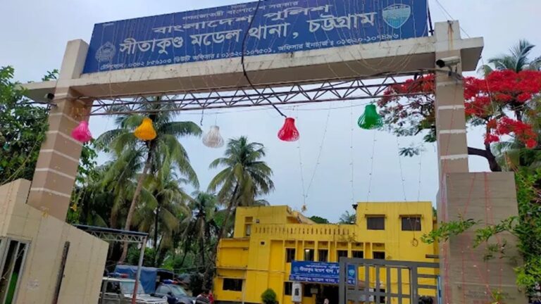 সীতাকুণ্ডের মুরাদপুরে অপরাধের স্বর্গরাজ্য আতঙ্কিত জনপদ ও আইনশৃঙ্খলার অবনতি
