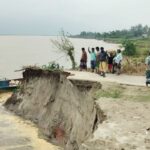 সিরাজগঞ্জের কাজিপুরে যমুনার করাল গ্রাসে বিলীন চরগিরিশের বসতভিটা ও স্থাপনা