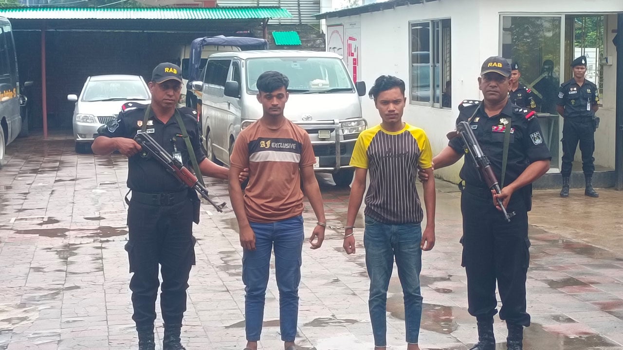 টেকনাফে চারজনকে অপহরণ ও মুক্তিপণ দাবির ঘটনায় মূলহোতাসহ গ্রেপ্তার দুই