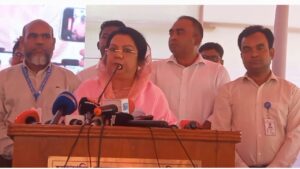 দেবেন্দ্র কলেজে নবীনবরণ অনুষ্ঠিত, শিক্ষার্থীদের সুনাগরিক হওয়ার আহ্বান