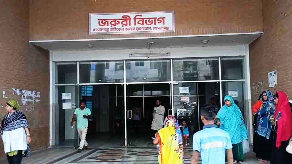 গোপালগঞ্জে ট্রাক ও নসিমনের সংঘর্ষে কিশোর নিহত আহত দুই