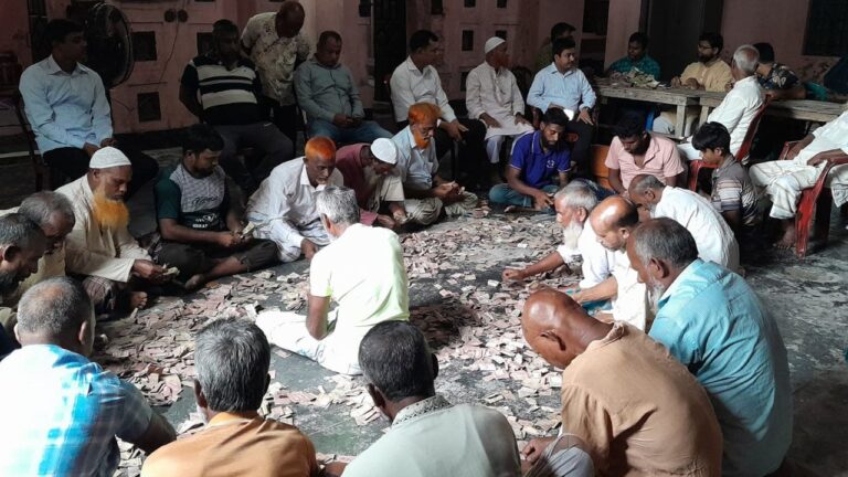 নীলফামারীর ঐতিহাসিক চাঁদ খোসাল মসজিদে ছয় মাসে ১০ লাখ টাকা দান সংগ্রহ