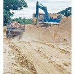 ফেনী নদীতে সরকারি সাড়ে ৬৭ লাখ টাকার বালু লোপাট দখল নিয়ে রাজনৈতিক সহিংসতা