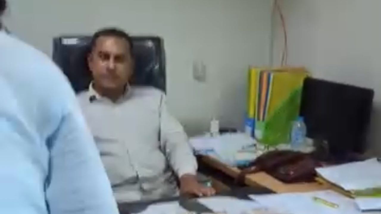 বগুড়া চেম্বার নির্বাচন: পক্ষপাতিত্বের অভিযোগে প্রধান নির্বাহী কর্মকর্তা অব্যাহতি
