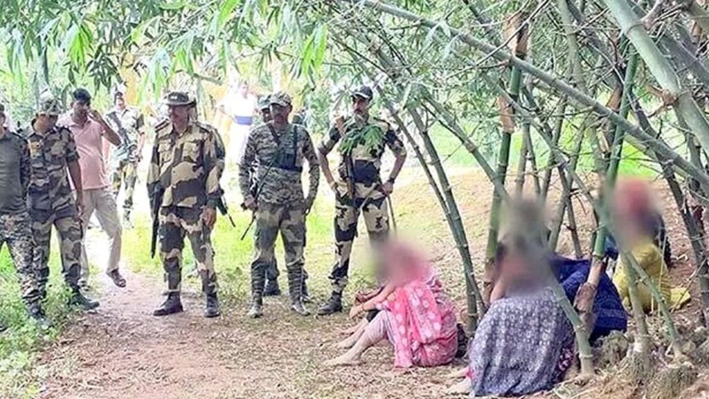বিরামপুর সীমান্তে ৯ নারীকে পুশইনের চেষ্টা ব্যর্থ করলো বিজিবি ও এলাকাবাসী