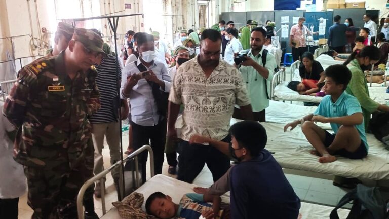 বান্দরবানে হাম আক্রান্তদের চিকিৎসাসেবা নিশ্চিতে পাশে দাঁড়িয়েছে সেনাবাহিনী