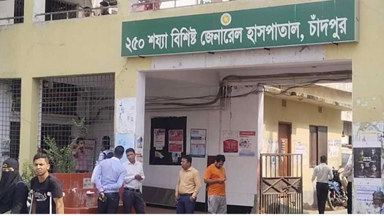 চাঁদপুরের হাজীগঞ্জে সাপের কামড়ে গৃহবধূর মৃত্যু