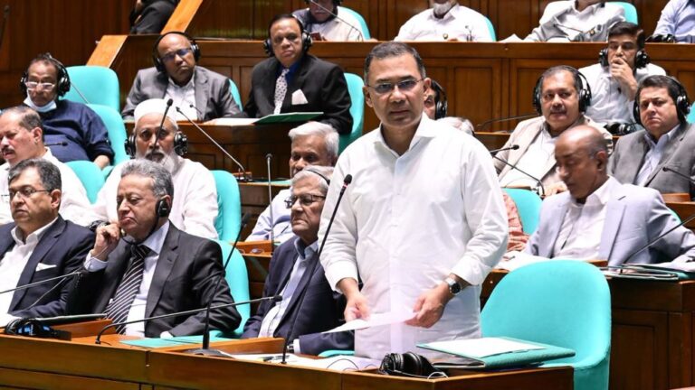 জুলাই সনদ বাস্তবায়নে সরকার বদ্ধপরিকর, দুর্নীতির বিরুদ্ধে শূন্য সহনশীলতার বার্তা প্রধানমন্ত্রীর