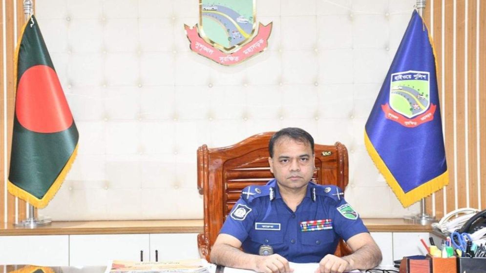 দুই মাসের মধ্যে মহাসড়ক চাঁদাবাজি ও হয়রানিমুক্ত করার ঘোষণা হাইওয়ে পুলিশ প্রধানের