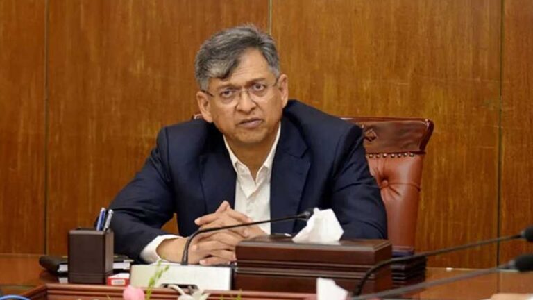 শেখ হাসিনার সঙ্গে কথোপকথনের অভিযোগ ভিত্তিহীন জানালেন স্বরাষ্ট্রমন্ত্রী