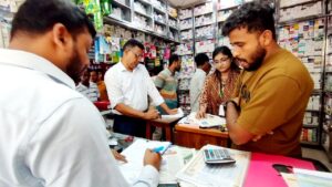 সীতাকুণ্ডে ভেজাল ও মেয়াদোত্তীর্ণ ওষুধ বিক্রির দায়ে চার ফার্মেসিকে জরিমানা