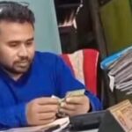 ঘুষ গ্রহণের ভিডিও ভাইরাল, সাময়িক বরখাস্ত সাতৈর ইউনিয়ন ভূমি অফিসের কর্মকর্তা