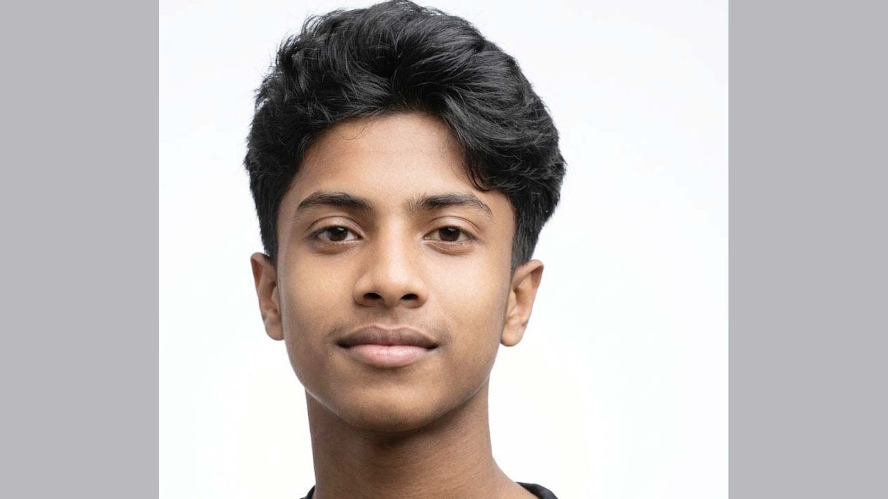স্বরূপকাঠিতে পর্যটনে গিয়ে ট্রলার থেকে পড়ে কলেজছাত্রের মৃত্যু