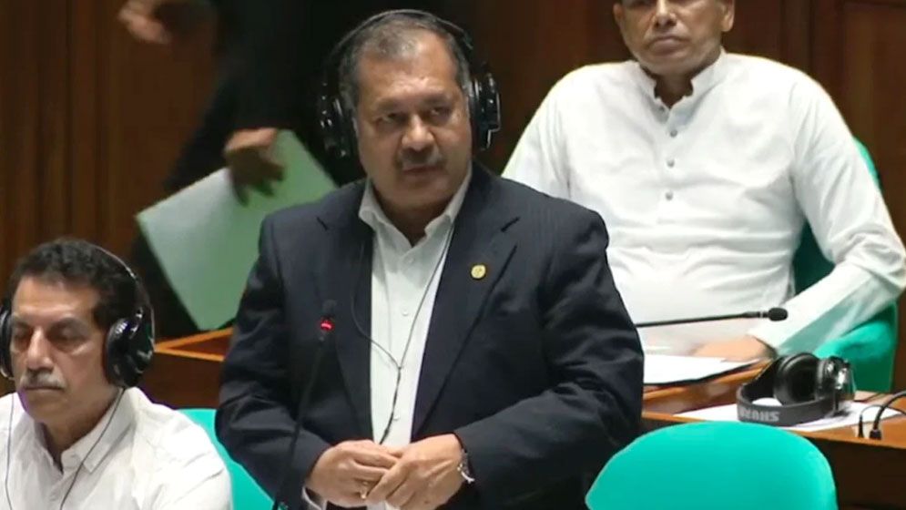 এআই ও ডিপফেক প্রযুক্তির অপব্যবহার রোধে কঠোর অবস্থানে সরকার