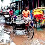 সংস্কারের অভাবে ফুলপুরের সড়কগুলো মরণফাঁদ জনদুর্ভোগ চরমে
