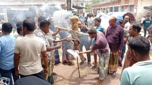 Protests Intensify in Satkhira Demanding Resignation of Lawmaker Over Leaked Video