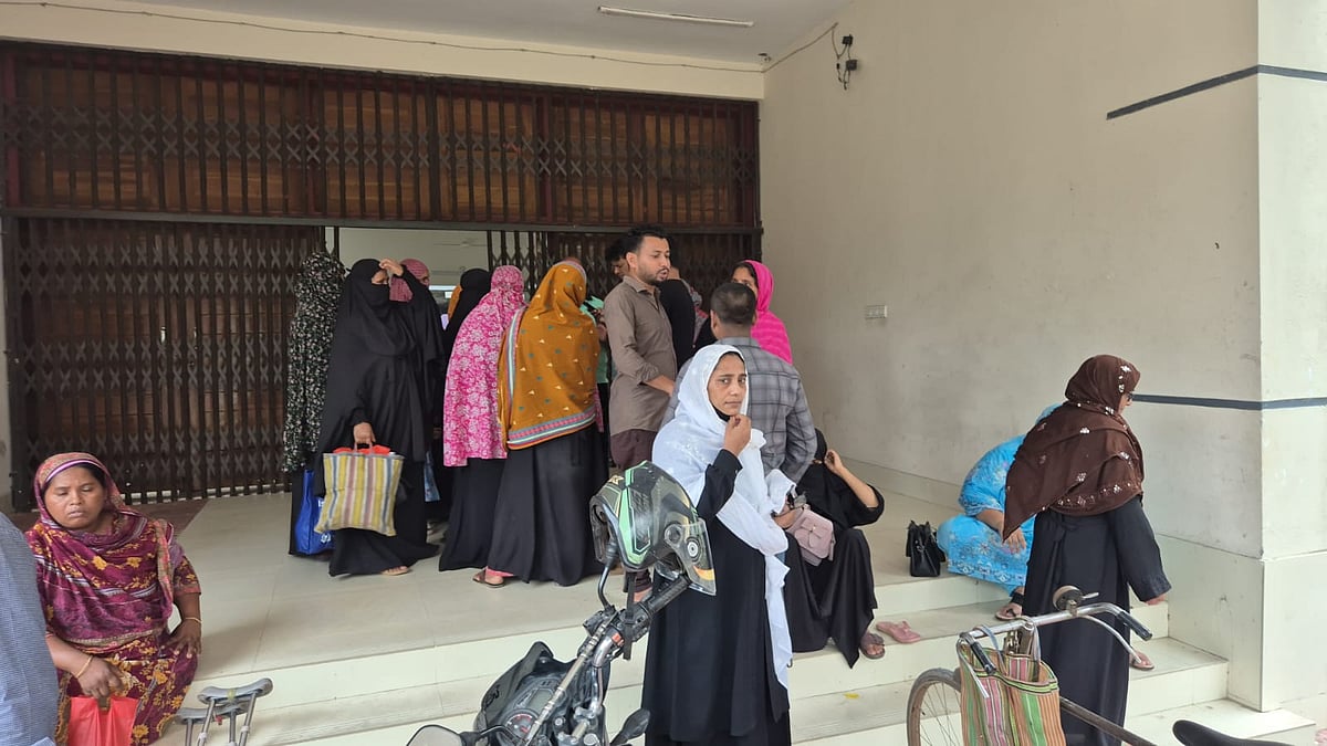 Post Office Aide Accused of Embezzling Millions from Rajbari Customers