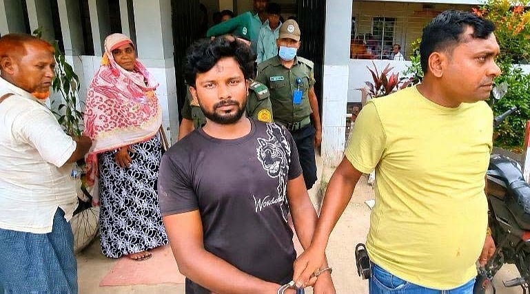 Man stabs wife to death inside Bangladesh hospital following domestic dispute