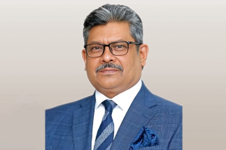 আর্থিক সংকটের মুখে ন্যাশনাল ব্যাংকের এমডি আদিল চৌধুরীর পদত্যাগ