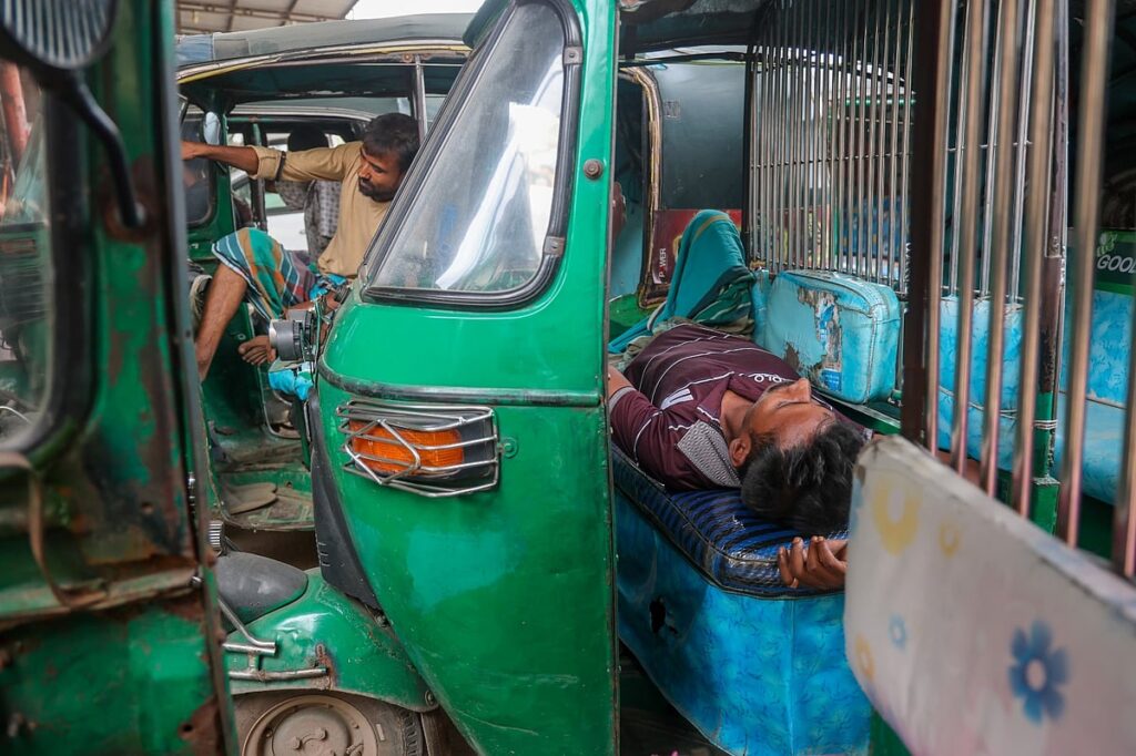 Bangladesh Gas Supply Crisis to Persist for Two Weeks Following Terminal Fire