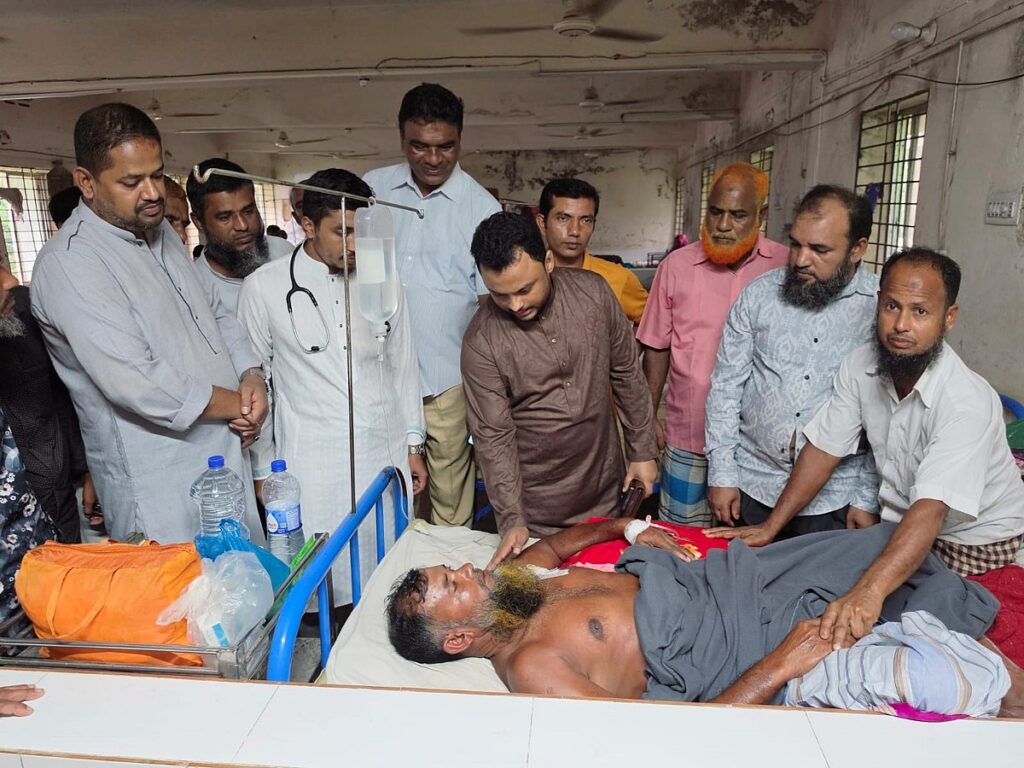 Fisherman survives three days adrift in Bay of Bengal after trawler sinks