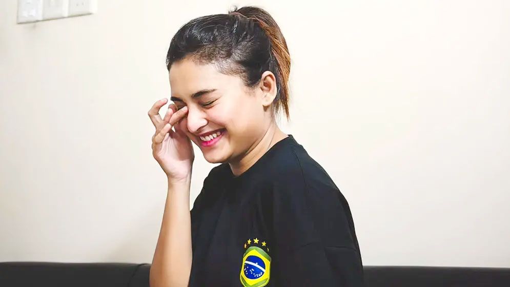 Brazil fans mourn early World Cup exit as actress Totini reaffirms loyalty