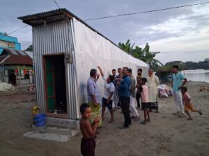 Bangladeshi migrant builds functional home on narrow one-percent plot of land