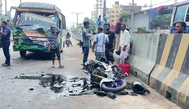 Three killed in Dhaka-Aricha highway bus-motorcycle collision