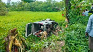 Ambulance crash in Jhalokati leaves cancer patient and family injured