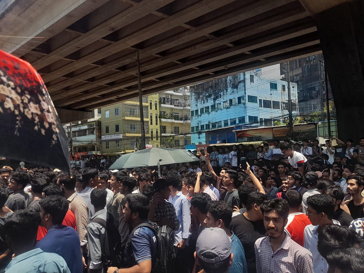 HSC Examinees Protest in Chittagong Demanding Nationwide Exam Suspension and Accountability