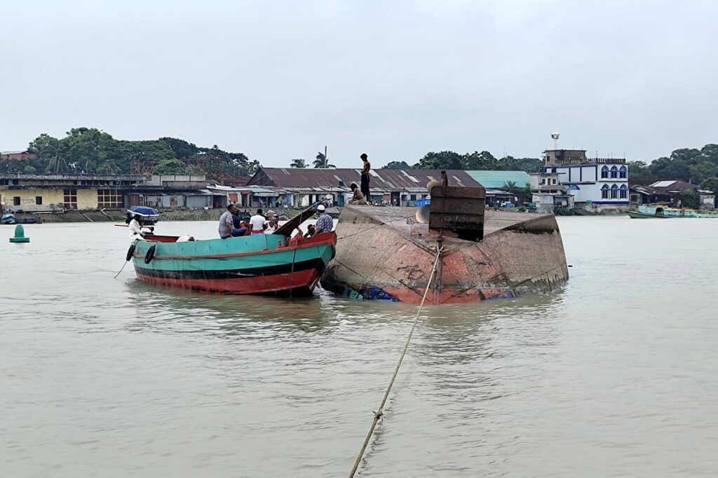 Cargo ship carrying rice and paddy capsizes in Meghna River, causing estimated $90,000 in losses