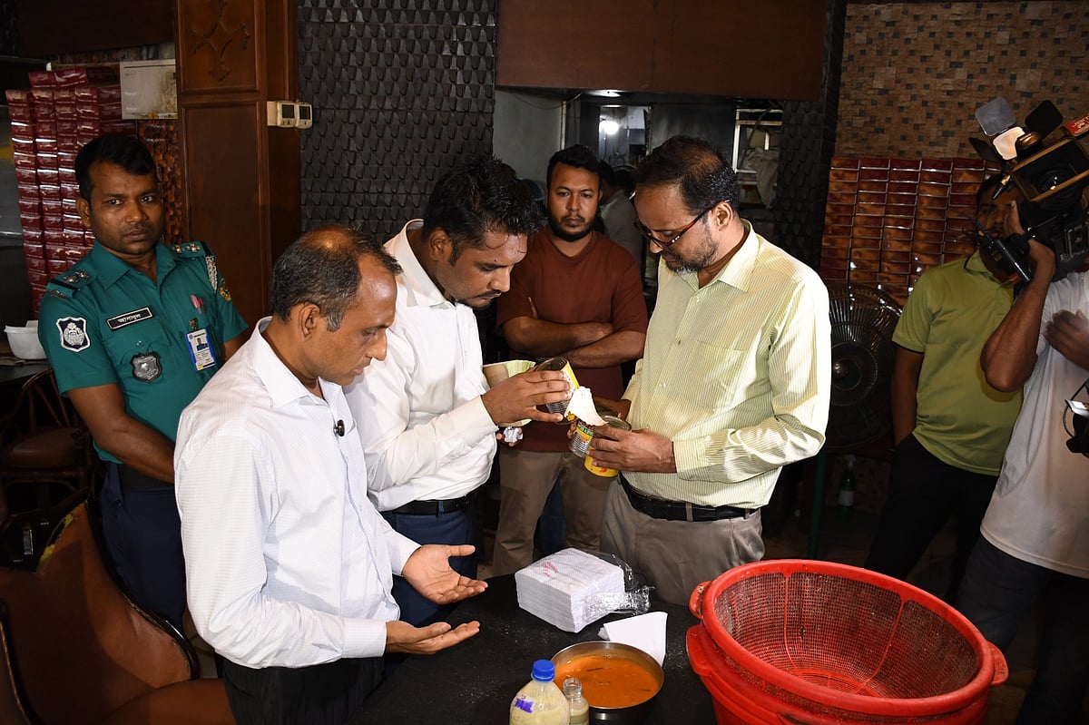 Chattogram authorities fine three popular restaurants for sanitary violations