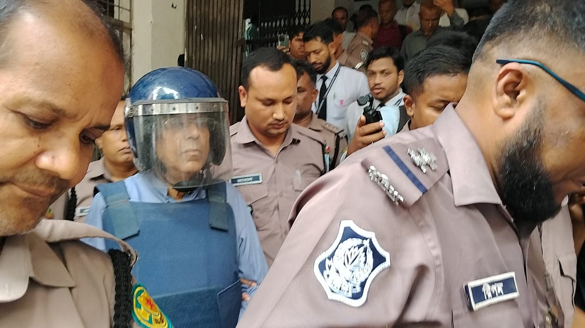 Court delays indictment of former Law Minister Anisul Huq in arms case