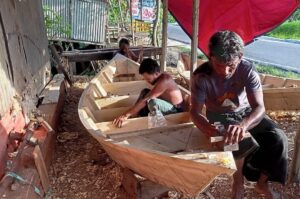 Bangladesh Boat Village Sustains Generations Through Seasonal Craftsmanship