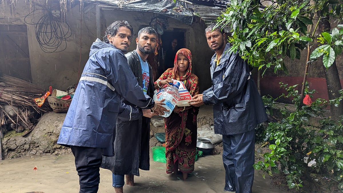 Bandhushaba provides relief assistance to 50 families stranded in waterlogged areas in Banshkhali, Chittagong