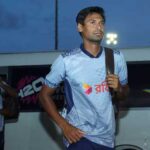 হ্যামস্ট্রিং ইনজুরিতে জিম্বাবুয়ে সফর শেষ মুস্তাফিজের শঙ্কা দি হান্ড্রেড খেলা নিয়েও