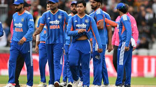 কোণঠাসা ভারত সিরিজ বাঁচাতে ট্রেন্ট ব্রিজে ইংলিশদের মুখোমুখি
