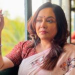 মায়ের প্রয়াণ দিবসে আবেগঘন স্মৃতিচারণায় শ্রীলেখা মিত্র