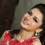 ক্যারিয়ারের তুঙ্গে থাকা অবস্থায় যে সিদ্ধান্তের কারণে রুপালি জগত থেকে হারিয়ে যান ভাগ্যশ্রী